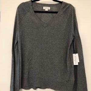 NWT Velvet by Graham & Spencer Top